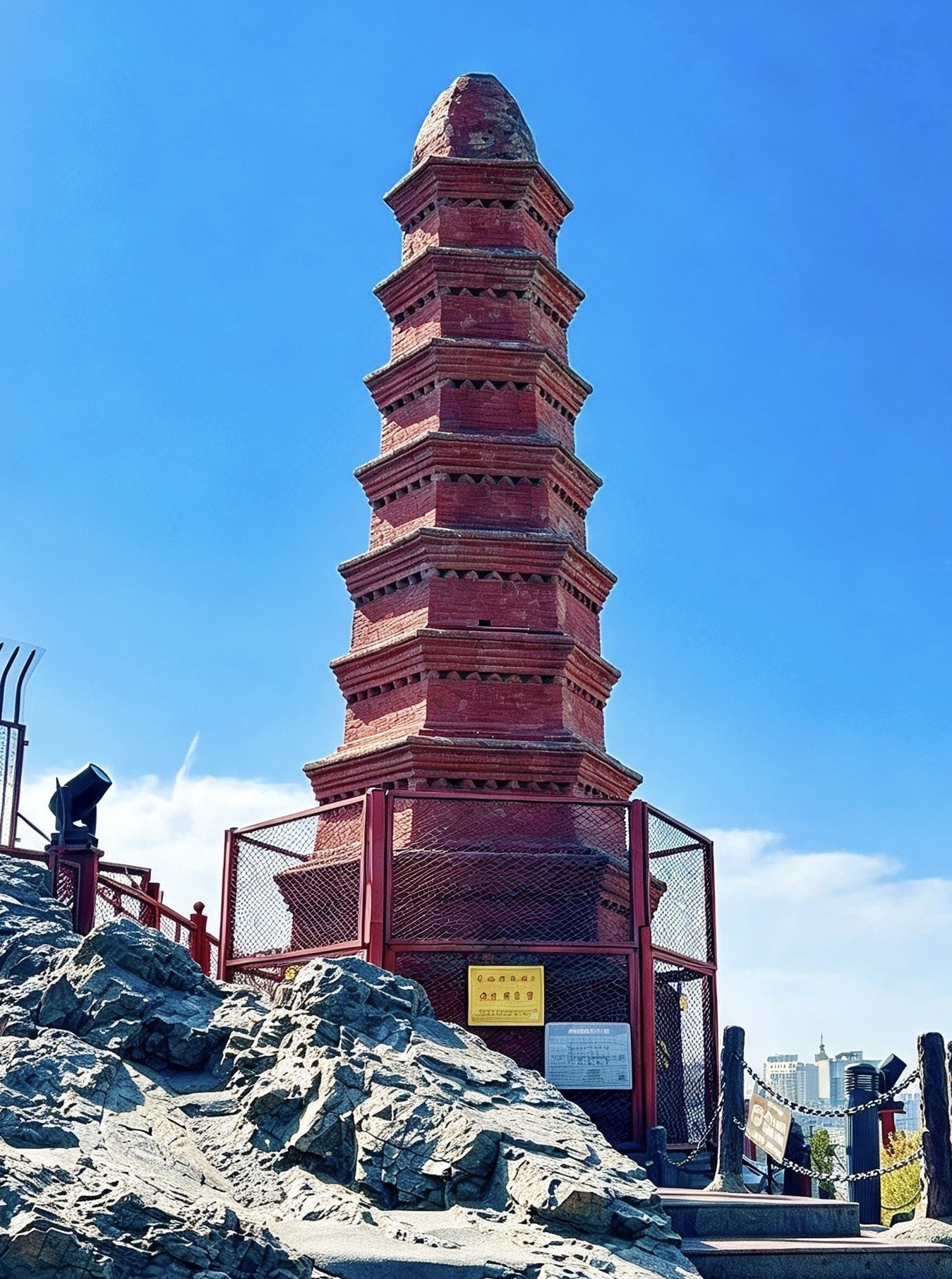Hongshan Pagoda